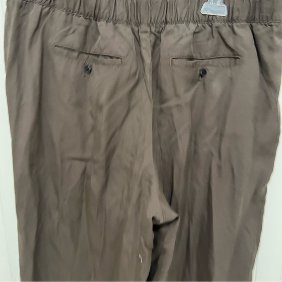 Garnet Hill 12 Olive green elastic waist pull on crop pant tencel - Picture 4 of 7